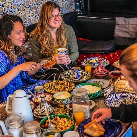 Salt House Morocco - Surf & Yoga Camp Bed & Breakfast Tamraght ภายนอก รูปภาพ