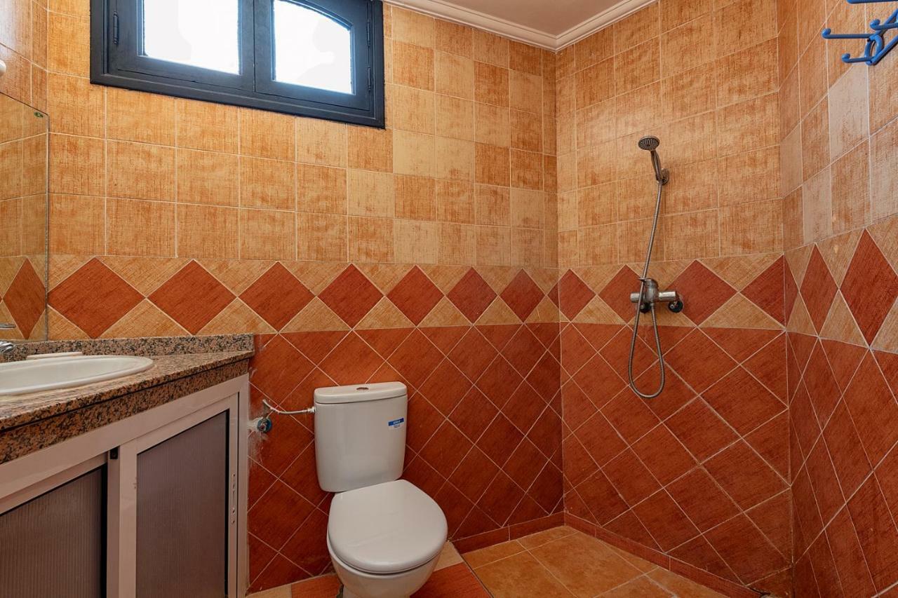 Salt House Morocco - Surf & Yoga Camp Bed & Breakfast Tamraght ภายนอก รูปภาพ